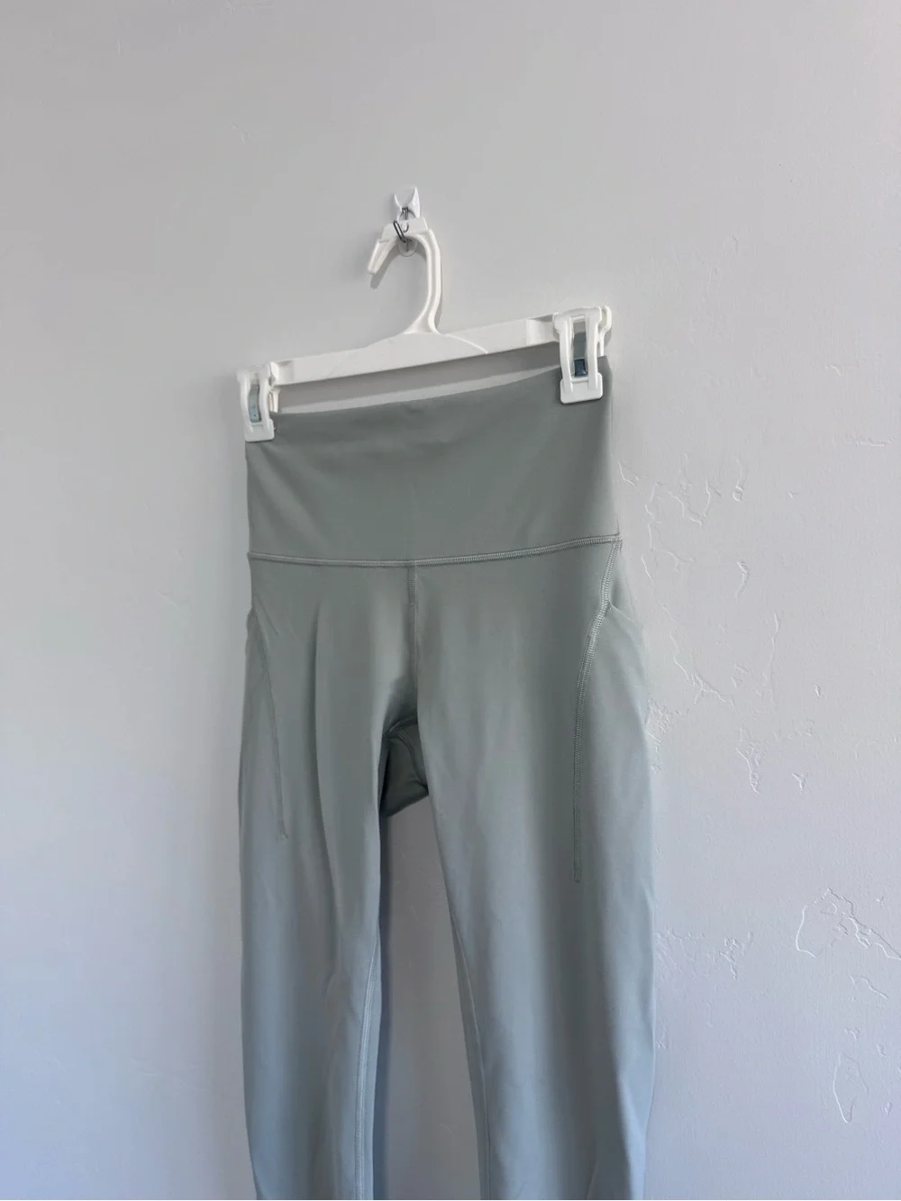 Lululemon Wunder Train High-Rise Tight with Pockets 25